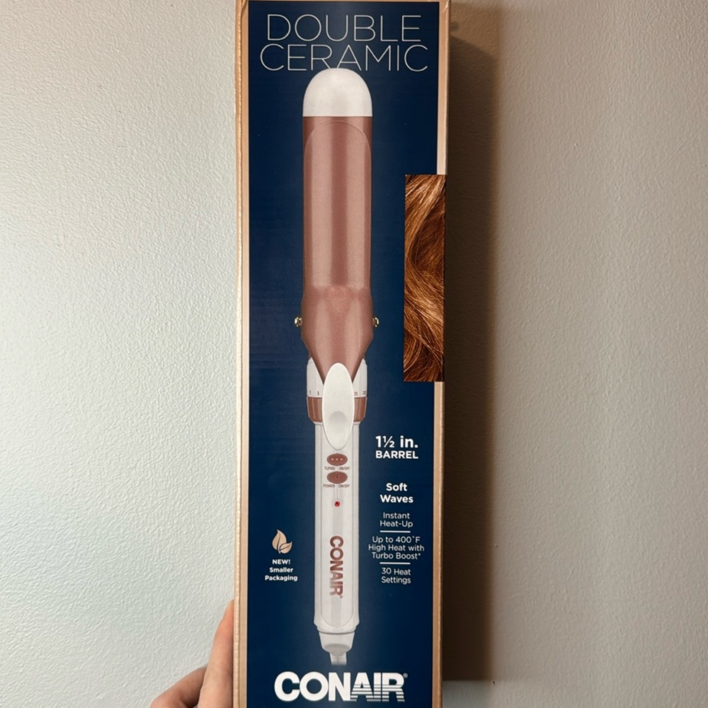 NWT 1 1/2 Inch Curling Iron